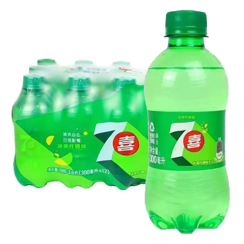 Snacks, drinks, soda bottles wholesale, wholesale Coca-Cola wholesale beverages, internet-famous wholesale New Year drinks, whole boxes of drinks