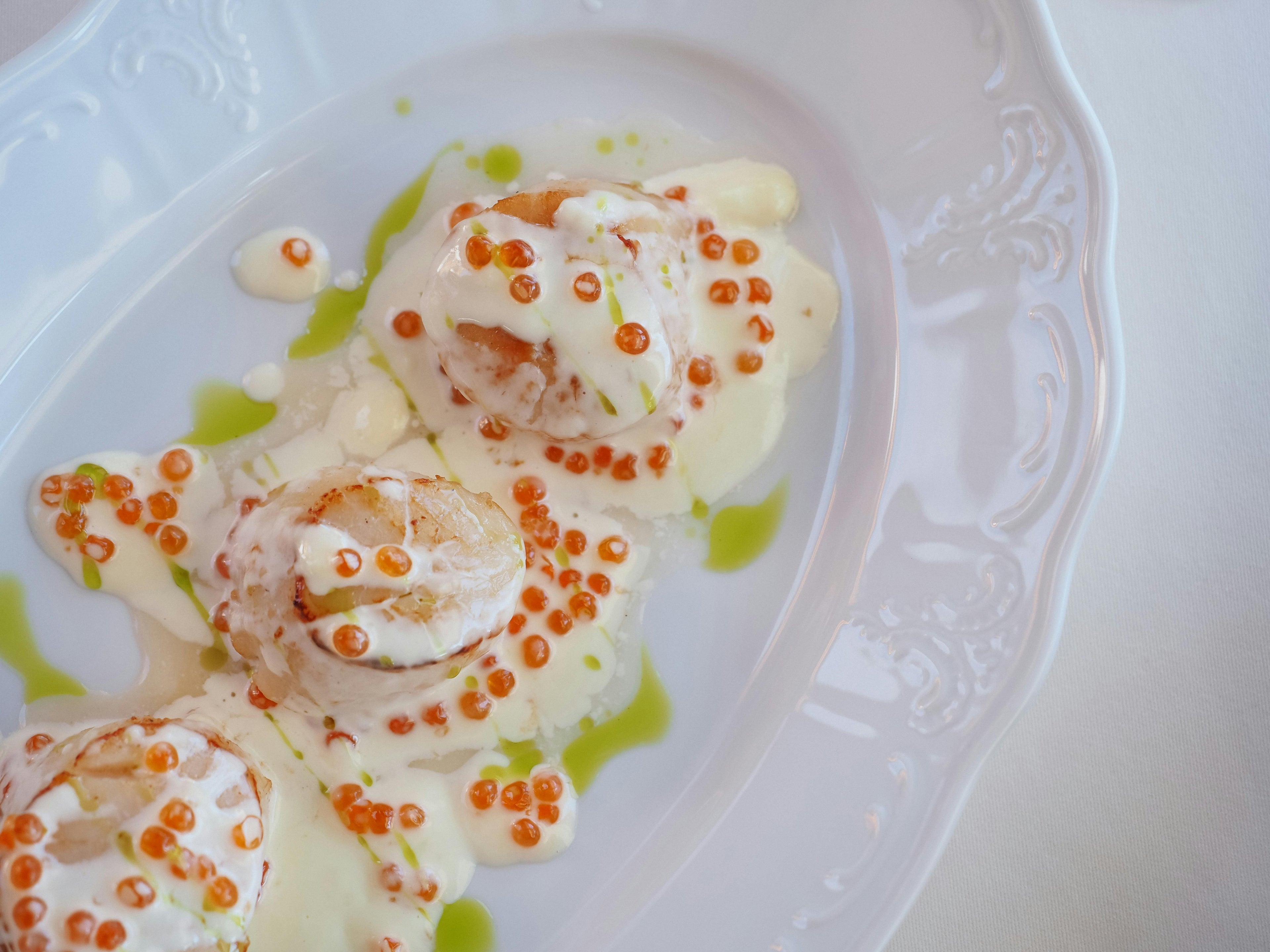 Order Fresh Hokkaido Scallops – Sashimi-Grade, Wild-Caught, 5 lbs Increments